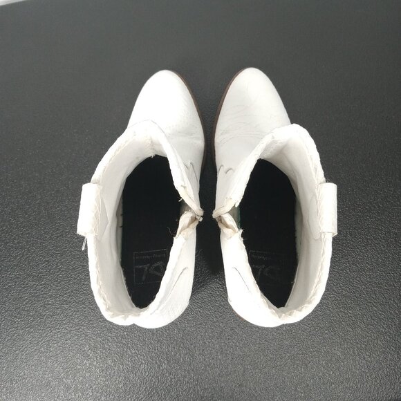 DIRTY LAUNDRY Unite Snake Embrossed Design Womens White Western Ankle Boot Sz 6 - Picture 7 of 13